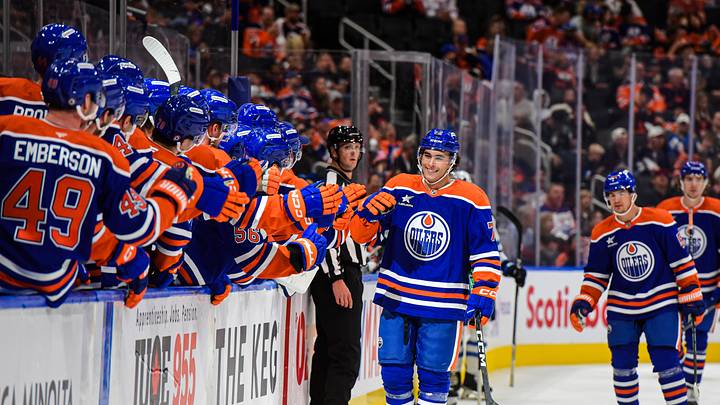 Winnipeg Jets v Edmonton Oilers