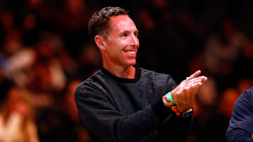 New York Knicks v Phoenix Suns
