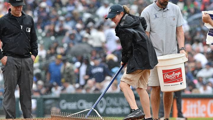 Pittsburgh Pirates v Detroit Tigers - Game One