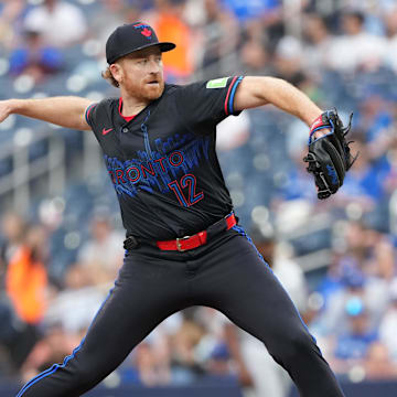 Jun 20, 2025; Toronto, Ontario, CAN; Toronto Blue Jays starting pitcher Spencer Turnbull (12) throws a pitch against the Chicago White Sox during the first inning at Rogers Centre. 