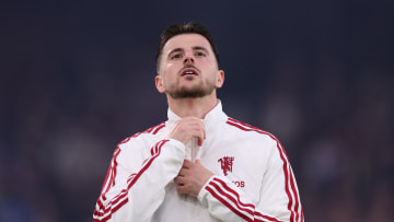 Manchester United disebut dapat melepas Mason Mount setelah menjalani musim perdananya di Old Trafford dengan berbagai permasalahan cedera