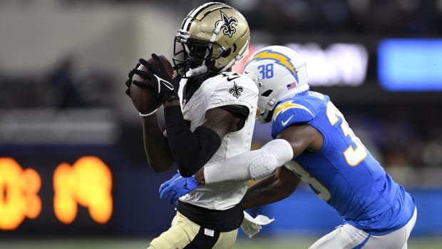 New Orleans Saints wide receiver A.T. Perry (17) catches a pass against the Los Angeles Chargers 