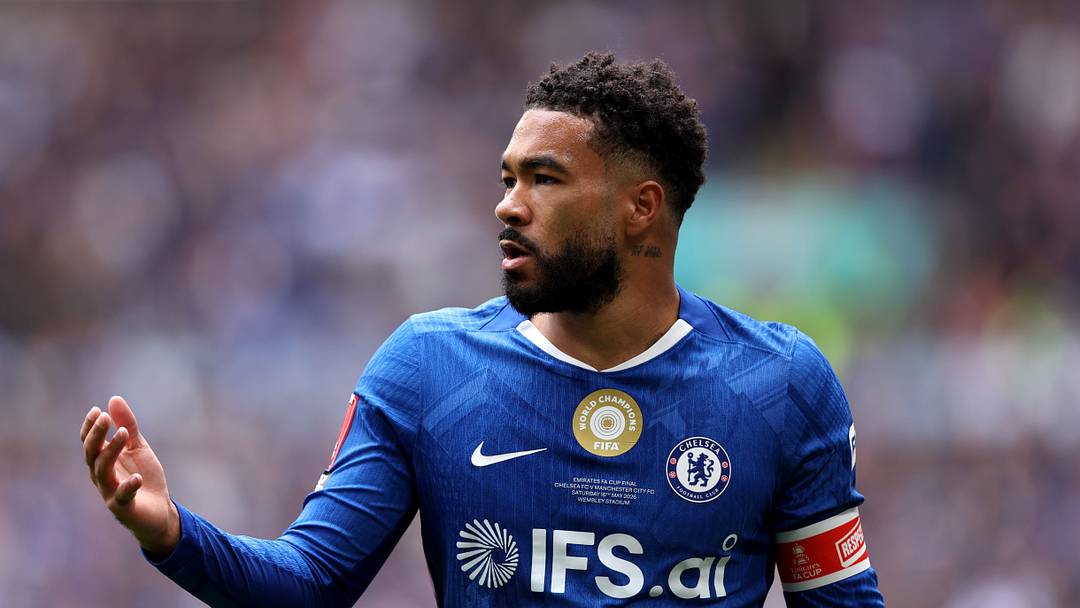 Chelsea v Manchester City - Emirates FA Cup Final