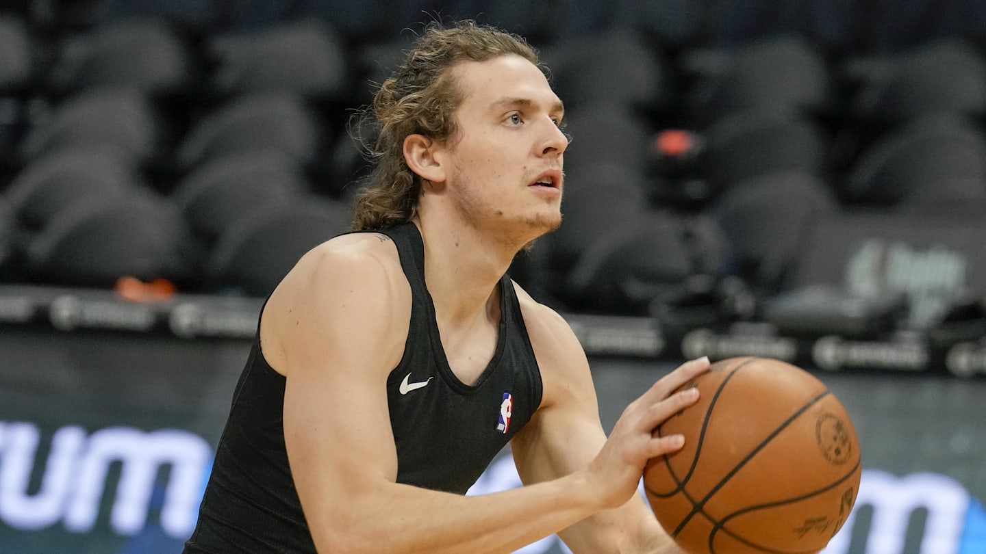 Indiana Pacers Sign Assistant Coach Kyle Guy From Retirement