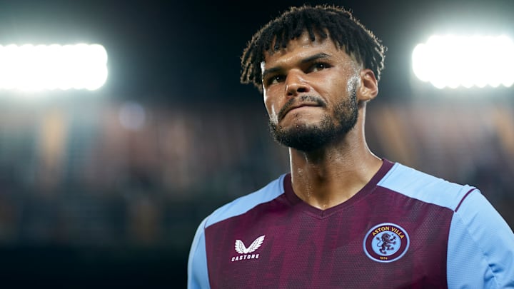 Valencia CF v Aston Villa - Pre Season Friendly