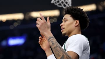 Milwaukee Bucks v Los Angeles Clippers