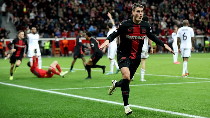 Schick acabou com o sonho do rival do Azerbaijão