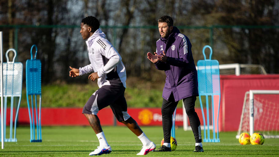 Kobbie Mainoo, Michael Carrick