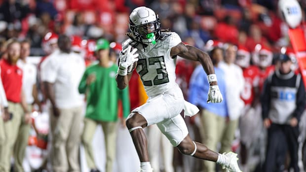Oregon Ducks running back Dierre Hill Jr. 