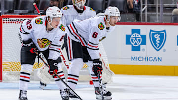 Chicago Blackhawks v Detroit Red Wings