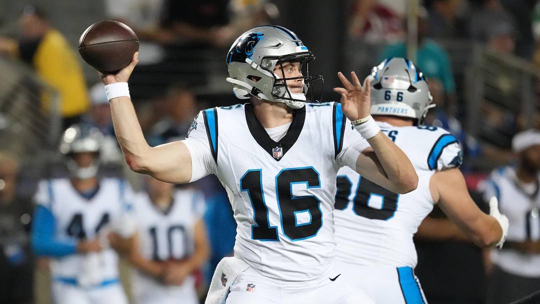Carolina Panthers quarterback Haynes King (16) throws the ball against the Arizona Cardinals at Tom Benson Hall of Fame Stadium. Mandatory Credit: Kirby Lee-Imagn Images Carolina Panthers quarterback Haynes King (16) throws the ball against the Arizona Cardinals at Tom Benson Hall of Fame Stadium. Mandatory Credit: Kirby Lee-Imagn Images