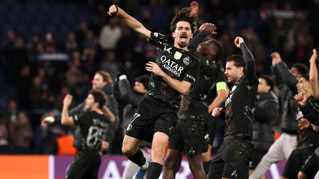 TOPSHOT-FBL-EUR-C1-PSG-CHELSEA