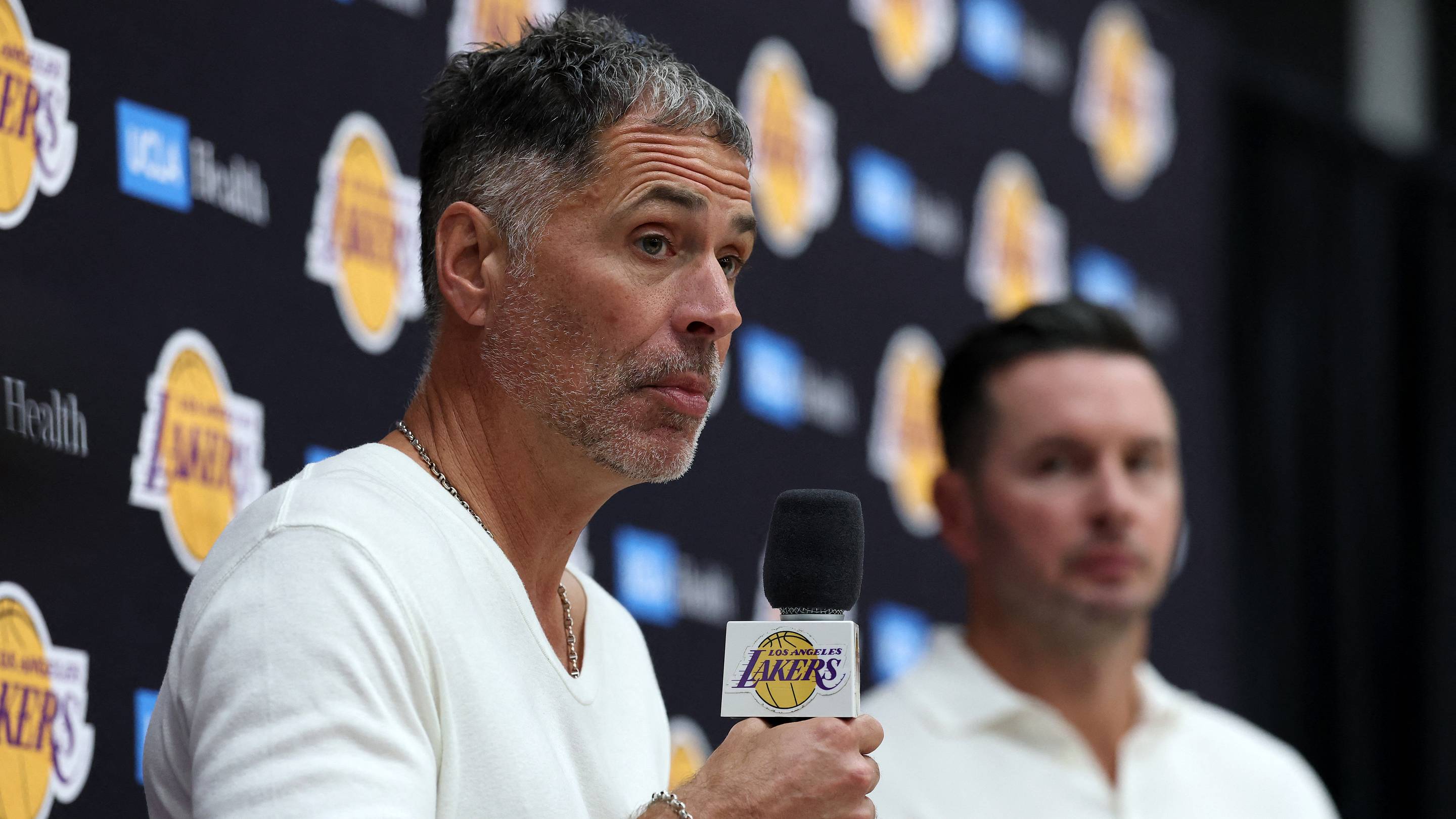 Lakers Have ‘Strong Interest’ in Potential Frontcourt Addition