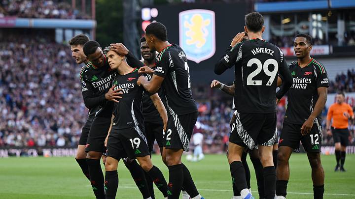 Aston Villa FC v Arsenal FC - Premier League