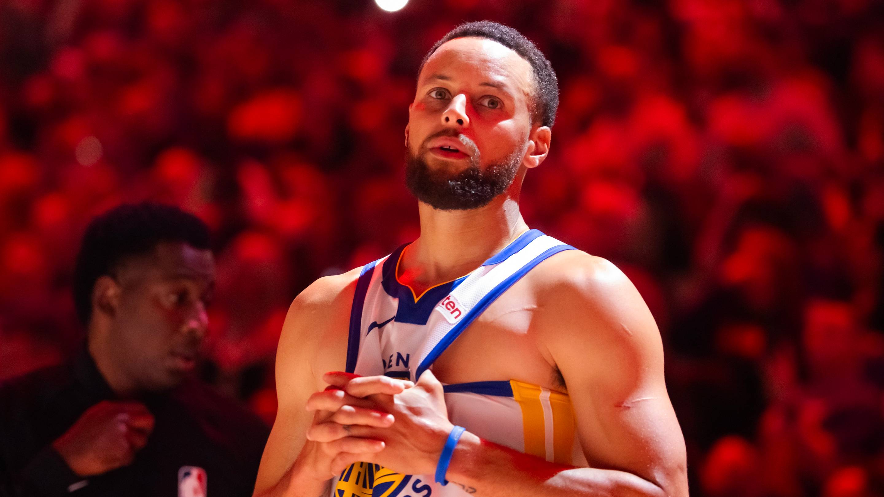 4 desperation moves the Warriors can make after losing out on LeBron