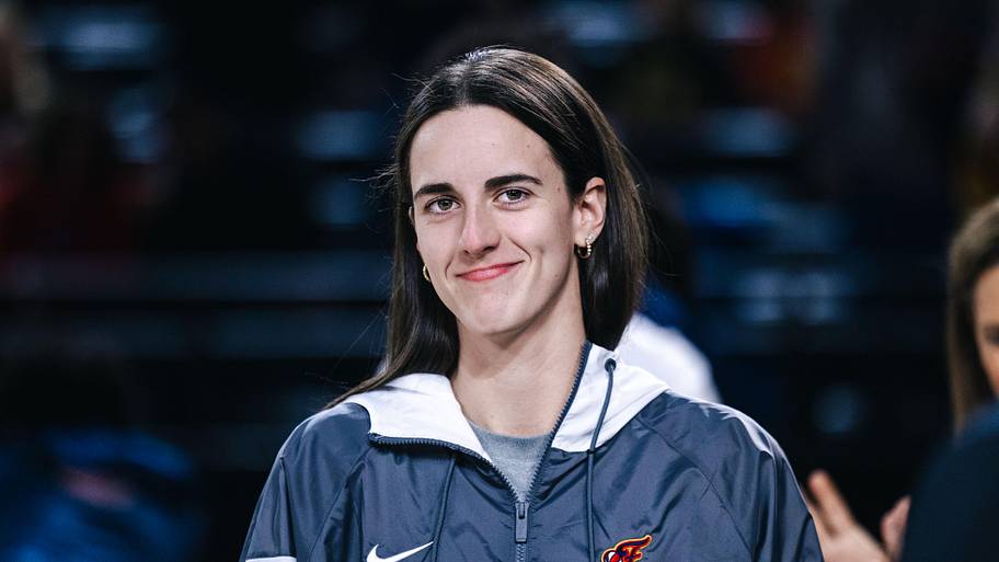 Indiana Fever guard Caitlin Clark before the game against the Washington Mystics.