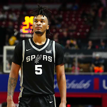 Jul 13, 2024; Las Vegas, NV, USA; San Antonio Spurs guard Stephon Castle (5) walks up court during the third quarter against the Portland Trail Blazers at Thomas & Mack Center. Mandatory Credit: Stephen R. Sylvanie-USA TODAY Sports