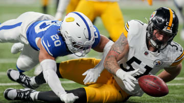 Pittsburgh Steelers linebacker Nick Herbig (51) 