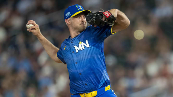 Richards delivers a pitch against the Chicago White Sox in the ninth inning at Target Field. 