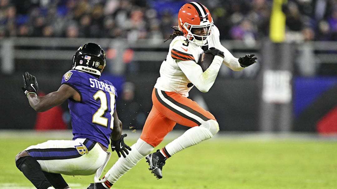 Jan 4, 2025; Baltimore, Maryland, USA; Cleveland Browns wide receiver Jerry Jeudy (3) runs with the ball during the fourth quarter as Baltimore Ravens cornerback Brandon Stephens (21) attempts a block at M&T Bank Stadium. Mandatory Credit: Tommy Gilligan-Imagn Images
