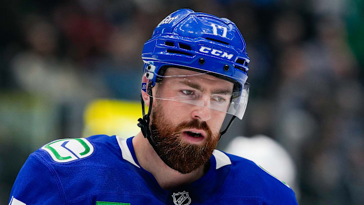 New York Islanders v Vancouver Canucks