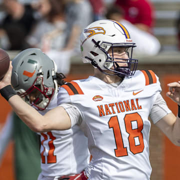 Taylor Elgersma warms up before the Senior Bowl.