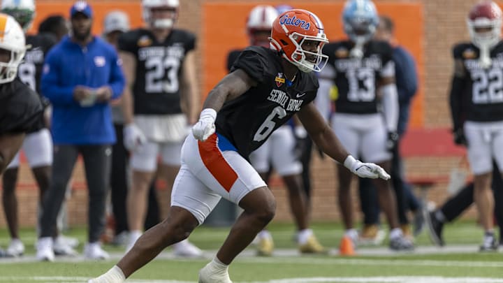 Shemar James of Florida works in passing drills during Senior Bowl practice.