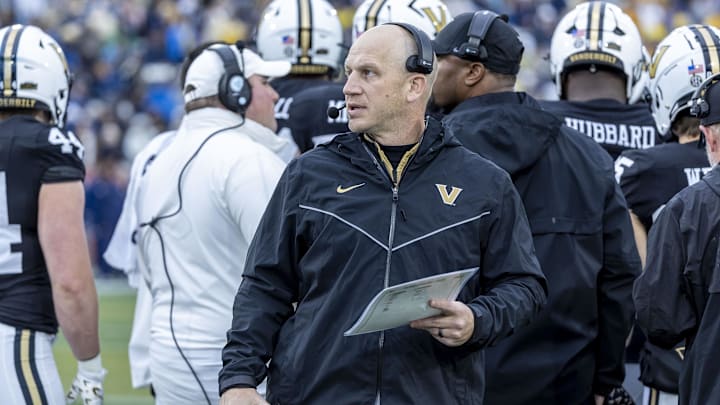 Dec 27, 2024; Birmingham, AL, USA; Vanderbilt Commodores head coach Clark Lea looks on during a timeout during the first half of the 2024 Birmingham Bowl at Protective Stadium. Mandatory Credit: Vasha Hunt-Imagn Images Dec 27, 2024; Birmingham, AL, USA; Vanderbilt Commodores head coach Clark Lea looks on during a timeout during the first half of the 2024 Birmingham Bowl at Protective Stadium. Mandatory Credit: Vasha Hunt-Imagn Images