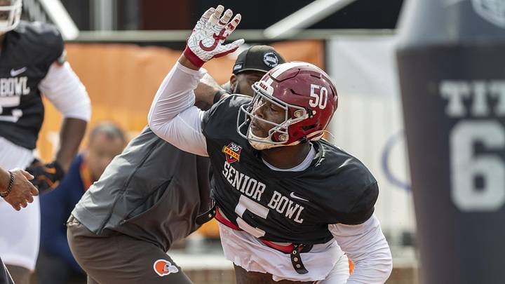 Jan 30, 2025; Mobile, AL, USA; American team linebacker Tim Smith of Alabama (5) works through drills during Senior Bowl practice for the American team at Hancock Whitney Stadium. Mandatory Credit: Vasha Hunt-Imagn Images