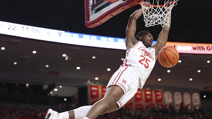 Houston is favored against Arkansas on Saturday.