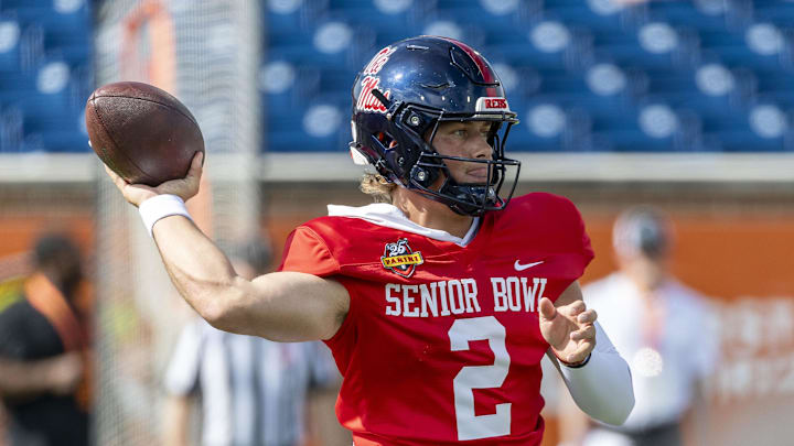 Jan 29, 2025; Mobile, AL, USA; American team quarterback Jaxson Dart of Ole Miss (2) throws the ball during Senior Bowl practice for the National team at Hancock Whitney Stadium. Mandatory Credit: Vasha Hunt-Imagn Images Jan 29, 2025; Mobile, AL, USA; American team quarterback Jaxson Dart of Ole Miss (2) throws the ball during Senior Bowl practice for the National team at Hancock Whitney Stadium. Mandatory Credit: Vasha Hunt-Imagn Images