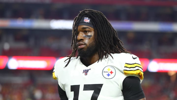 Dec 8, 2019; Glendale, AZ, USA; Pittsburgh Steelers wide receiver Deon Cain (17) against the Arizona Cardinals at State Farm Stadium. Mandatory Credit: Mark J. Rebilas-USA TODAY Sports