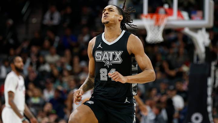 Los Angeles Clippers v San Antonio Spurs