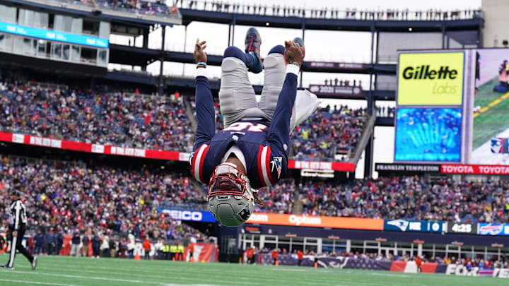 Jan 5, 2025; Foxborough, Massachusetts, USA; New England Patriots quarterback Joe Milton III (19) reacts after runs the ball for a touchdown against the Buffalo Bills in the first quarter at Gillette Stadium. Mandatory Credit: David Butler II-Imagn Images