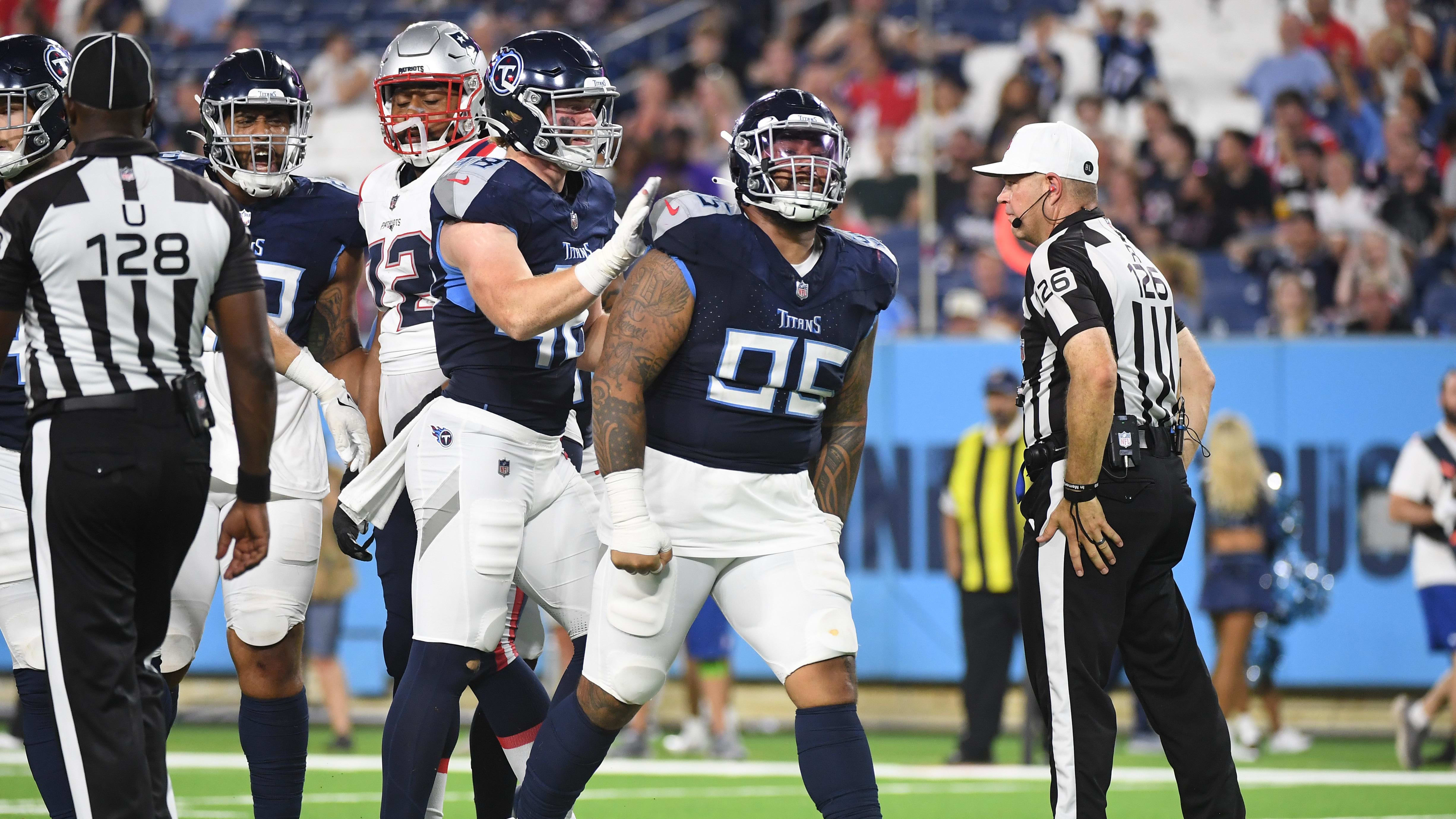 Tennessee Titans defensive tackle Kyle Peko (95) celebrates a tackle.