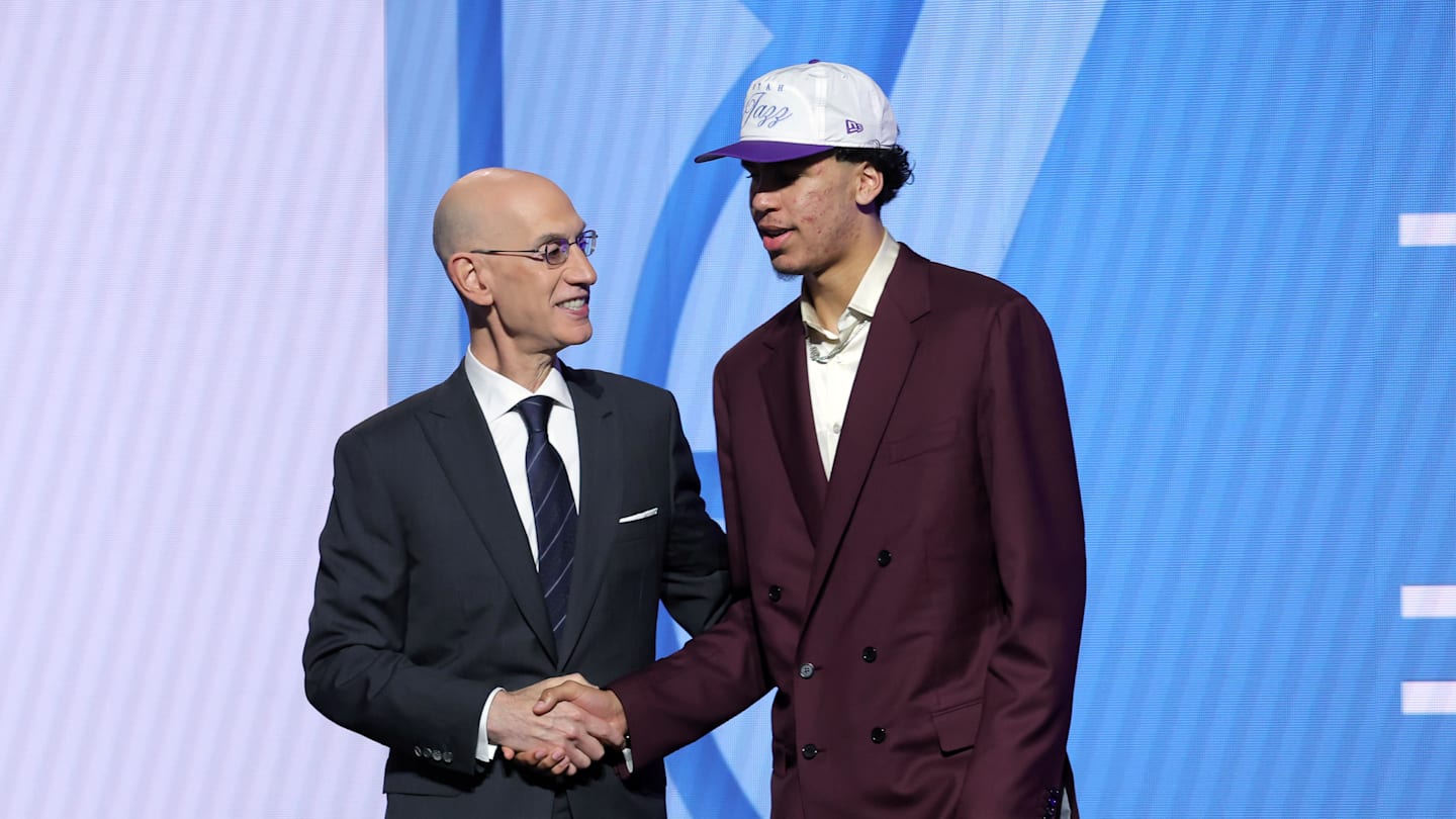 Washington Wizards Select Texas Guard Tre Johnson No. 6 NBA Draft