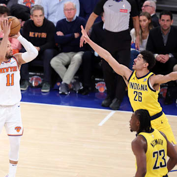 New York Knicks guard Jalen Brunson shoots against Indiana Pacers guard Ben Sheppard. Mandatory Credit: Wendell Cruz-Imagn Images
