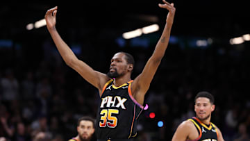 Cleveland Cavaliers v Phoenix Suns