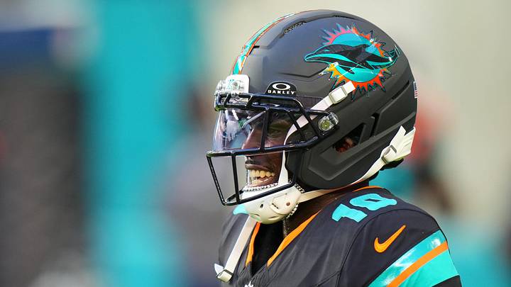 Miami Dolphins wide receiver Tyreek Hill