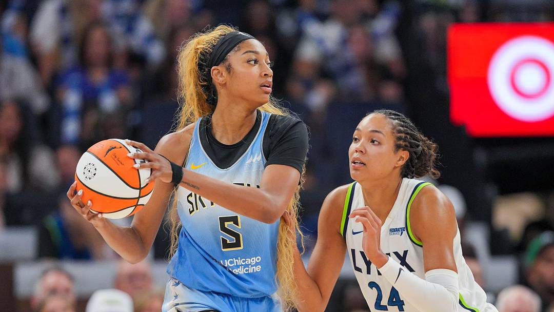 Jul 22, 2025; Minneapolis, Minnesota, USA; Minnesota Lynx forward Napheesa Collier (24) defends Chicago Sky forward Angel Reese (5) in the fourth quarter at Target Center. Mandatory Credit: Brad Rempel-Imagn Images Jul 22, 2025; Minneapolis, Minnesota, USA; Minnesota Lynx forward Napheesa Collier (24) defends Chicago Sky forward Angel Reese (5) in the fourth quarter at Target Center. Mandatory Credit: Brad Rempel-Imagn Images