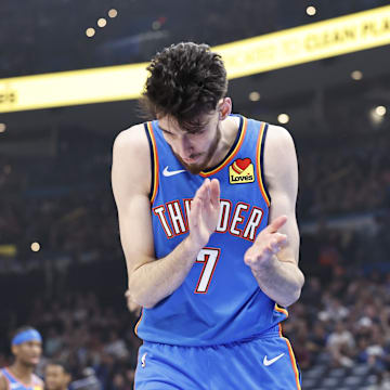 Oklahoma City Thunder forward Chet Holmgren (7) and Sacramento Kings forward Domantas Sabonis (10) were among the most impactful former Zags in the NBA this past season.
