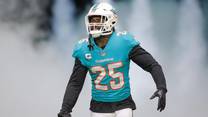 Dec 25, 2022; Miami Gardens, Florida, USA; Miami Dolphins cornerback Xavien Howard (25) takes to the field prior to the game against the Green Bay Packers at Hard Rock Stadium. Mandatory Credit: Sam Navarro-USA TODAY Sports