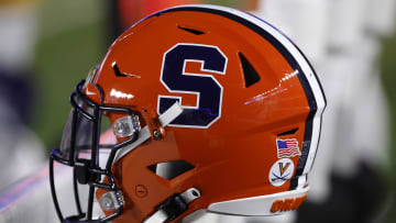 Syracuse football 2025 4-star and 3-star recruits will make their college decisions soon; SU, and others, have analyst buzz.