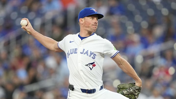 Sep 10, 2024; Toronto, Ontario, CAN; Toronto Blue Jays starting pitcher Chris Bassitt (40) pitches to the New York Mets during the first inning at Rogers Centre.