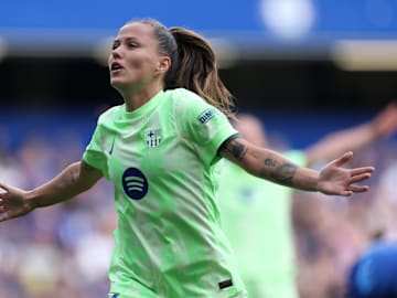 Claudia Pina scored the best goal in a game of great strikes