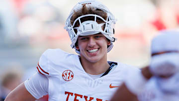 Arch Manning, Texas v Arkansas