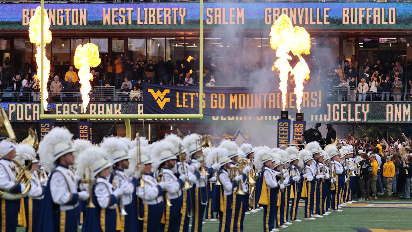 WVU Football Prepares for Final Road Game at Arizona State