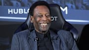 Pelé rassure par le biais de sa famille;