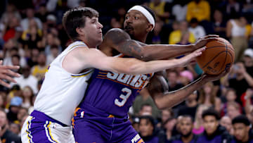 Phoenix Suns v Los Angeles Lakers
