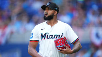 Sandy Alcántara podría ser cambiado por los Marlins 